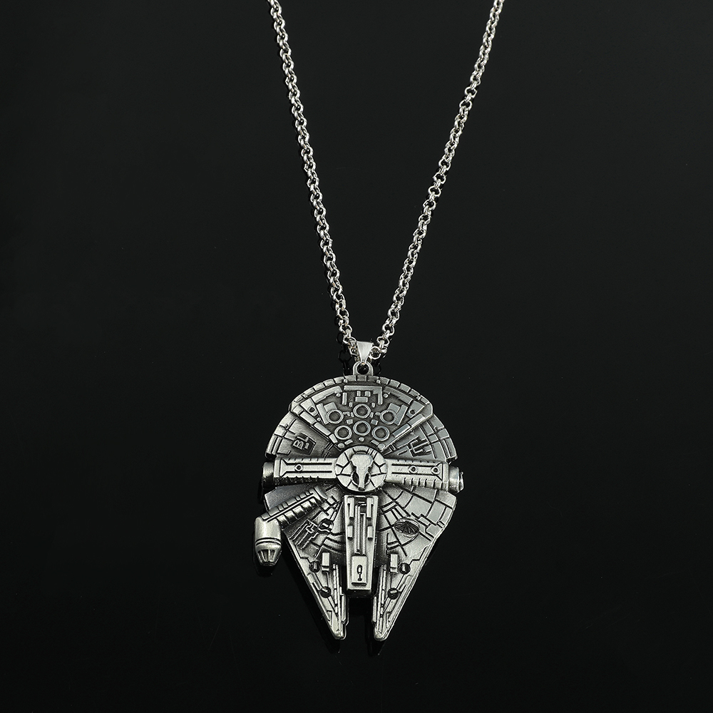 Naszyjnik z metalowym modelem  – Vintage Collectible Item recenzja i cena